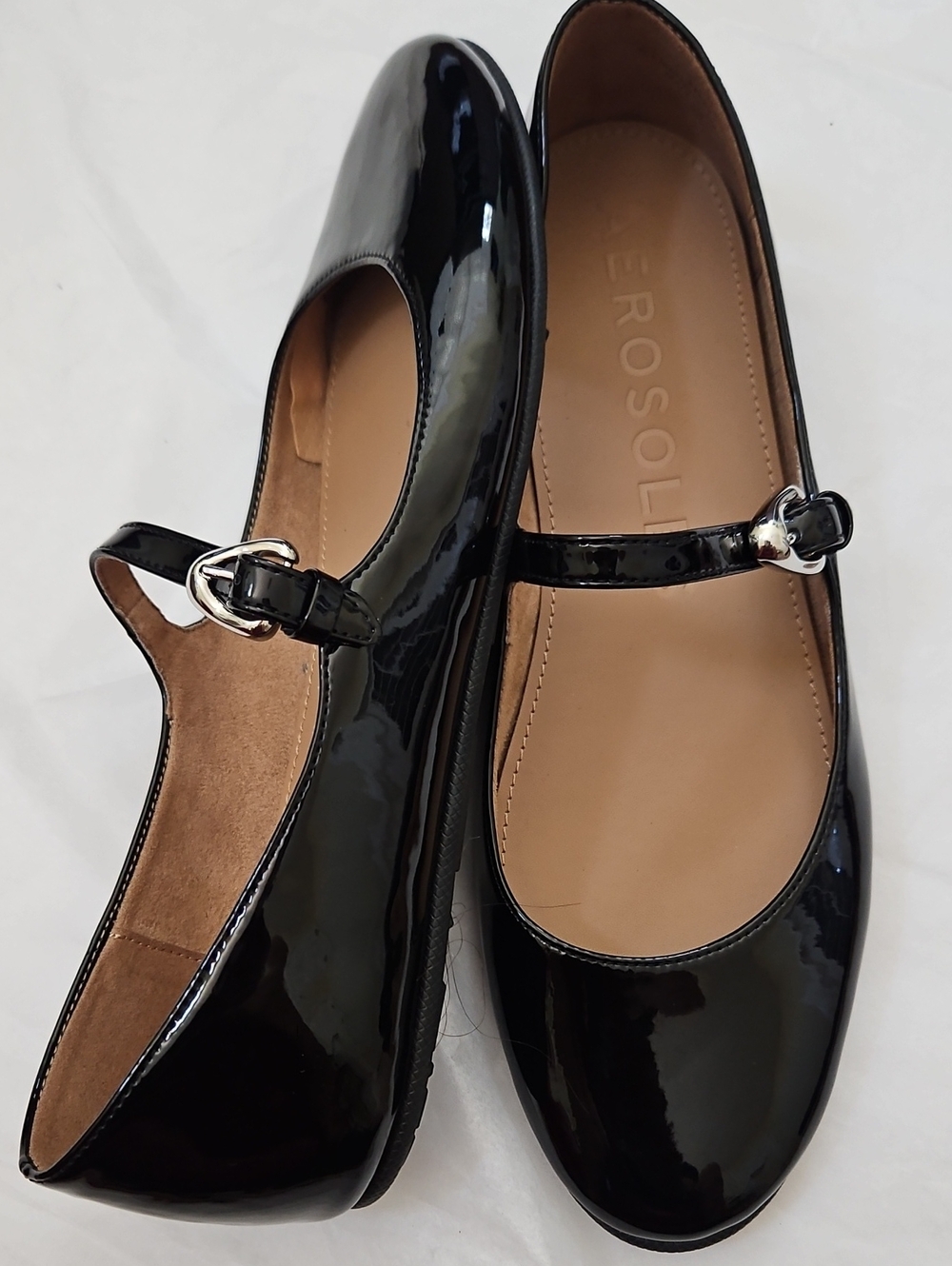 Aerosoles Patent Mary Jane Flats "Perry" Rubber Soles Size 9